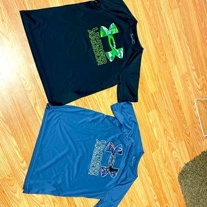 Boys under Armour large performance T-shirts